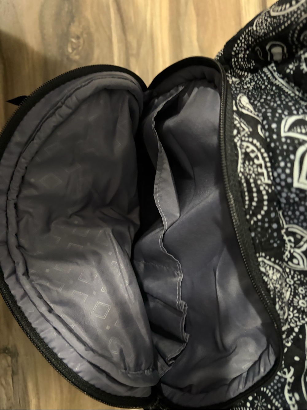 Vera Bradley Black & White Paisley Quilted Backpack - Picture 4 of 5